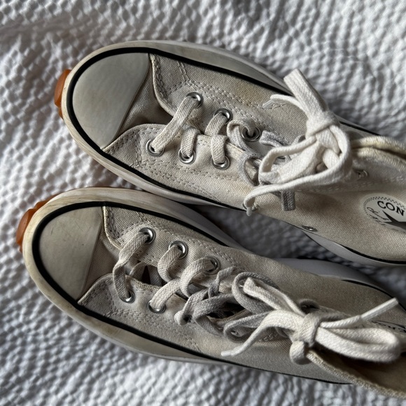 Converse Run Star Hike Lugged Hi in White, Black, & Gum - Picture 3 of 6